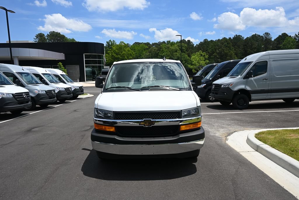 Used 2025 Chevrolet Express 2500 w/ Driver Convenience Package RWD image 28