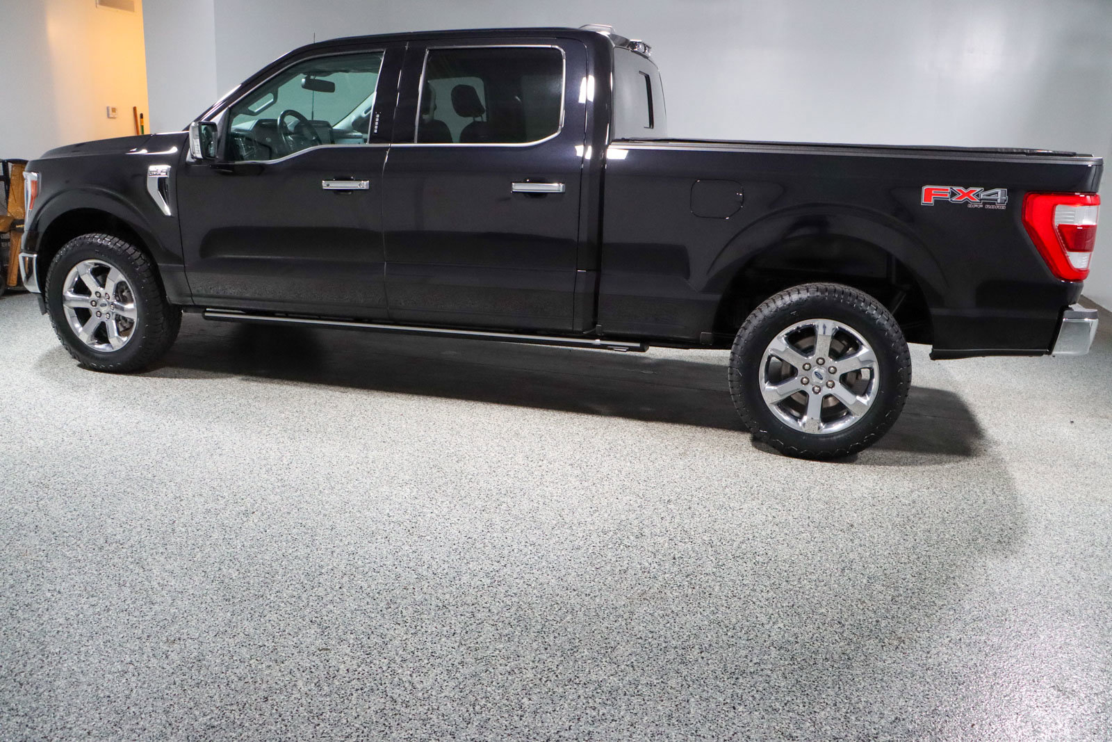 Used 2023 Ford F150 Lariat w/ Equipment Group 502A High AWD/4WD image 10