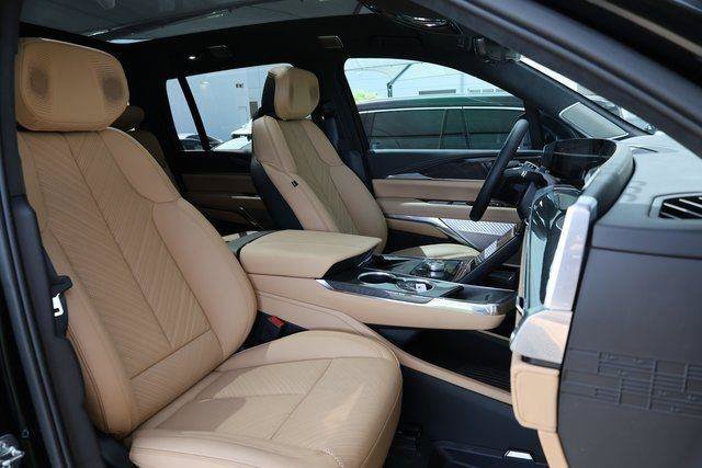 New 2025 Cadillac Escalade IQ Luxury 2 AWD/4WD image 28