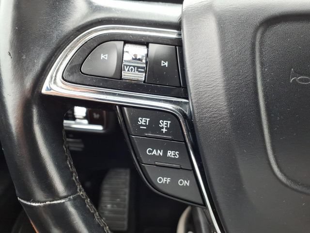 Used 2023 Lincoln Nautilus Reserve FWD image 25