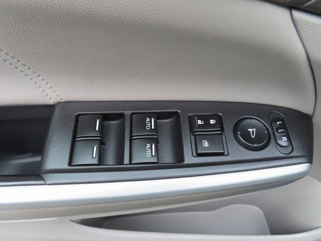 Used 2010 Honda Accord EX-L image 23