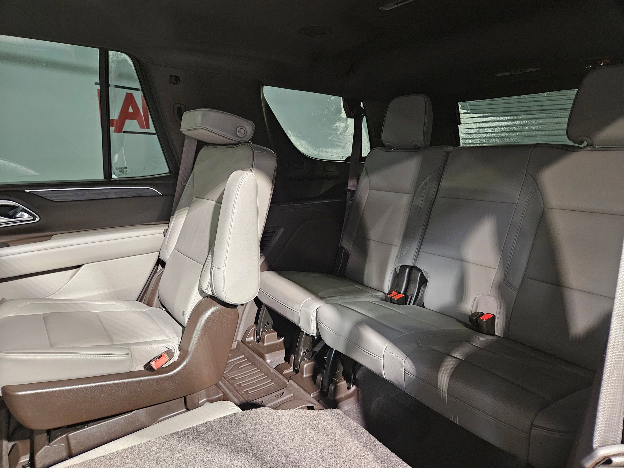 Used 2021 GMC Yukon SLT w/ SLT Luxury Package image 39