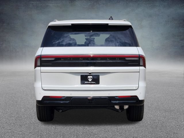 New 2027 Lincoln Navigator Premiere AWD/4WD image 6