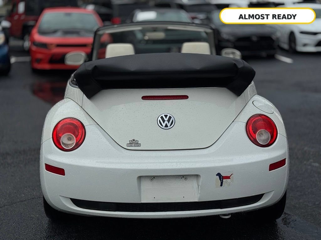 Used 2007 Volkswagen Beetle Triple White Edition FWD image 4