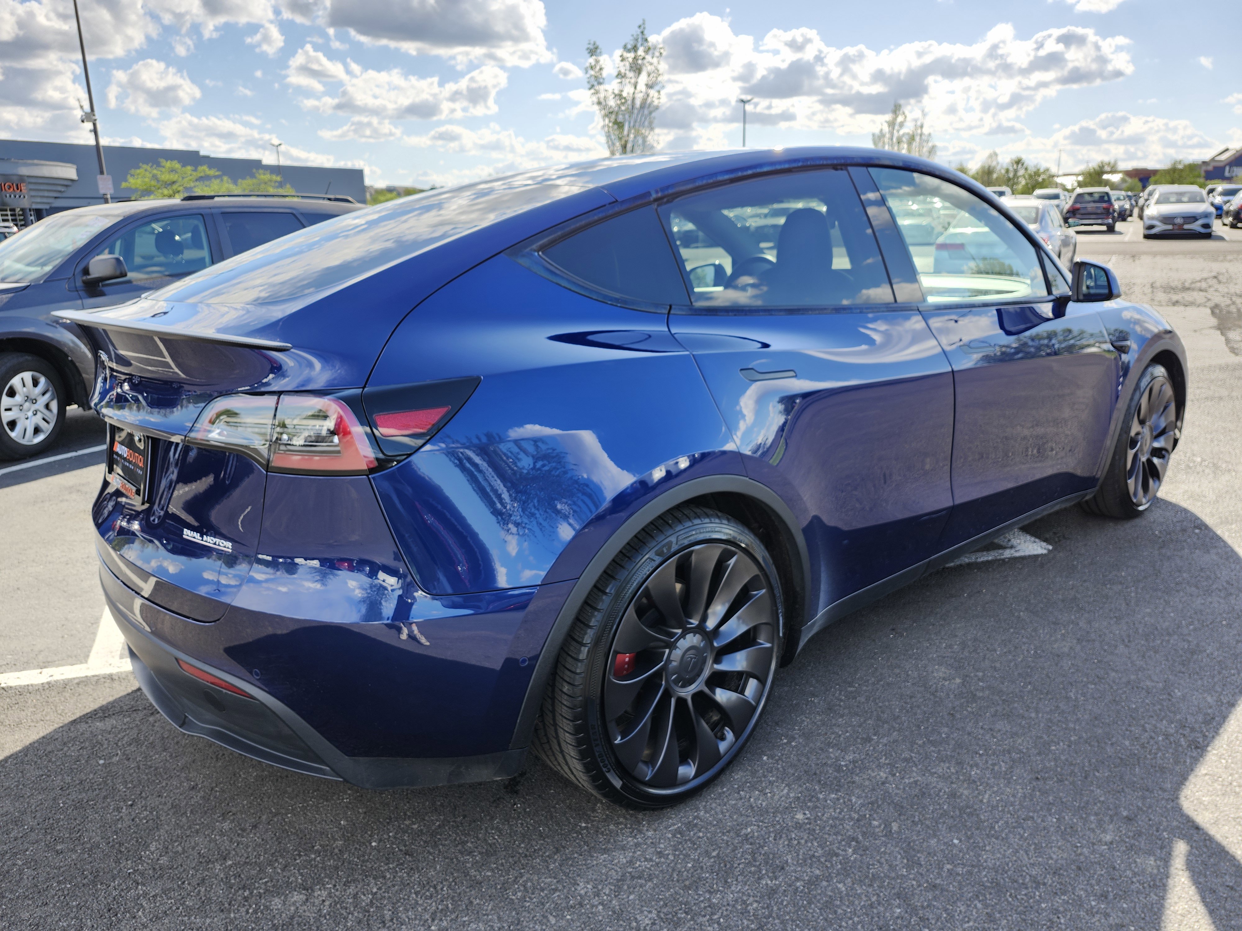Used 2020 Tesla Model Y Performance image 16