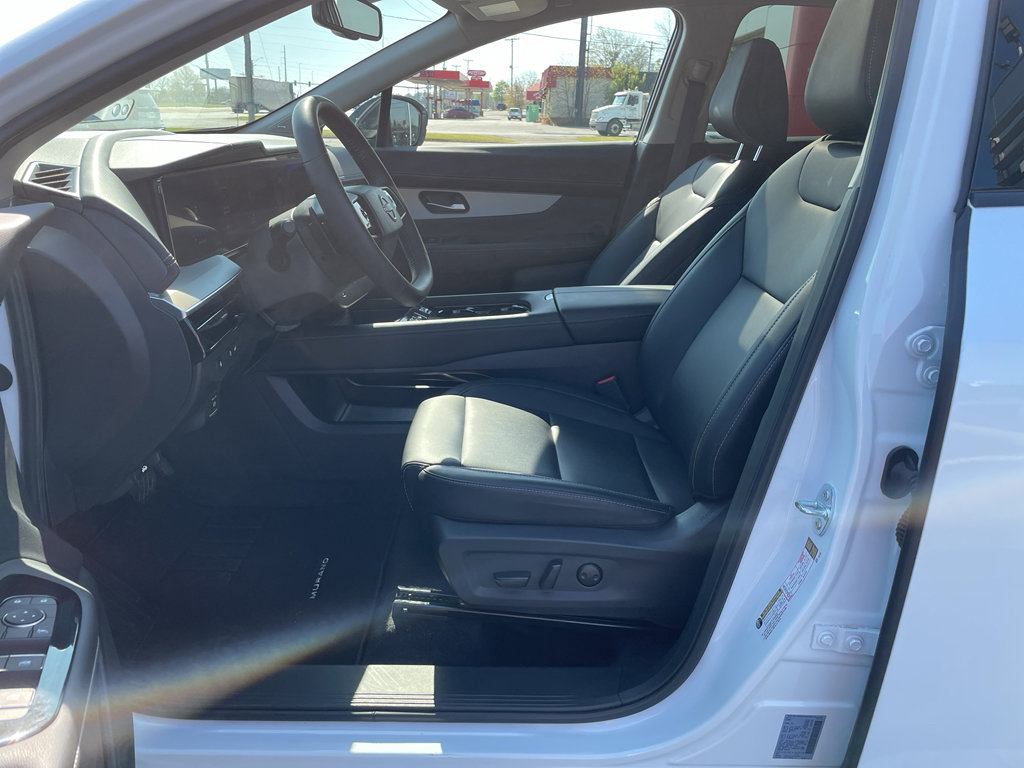 Certified 2025 Nissan Murano SL image 10