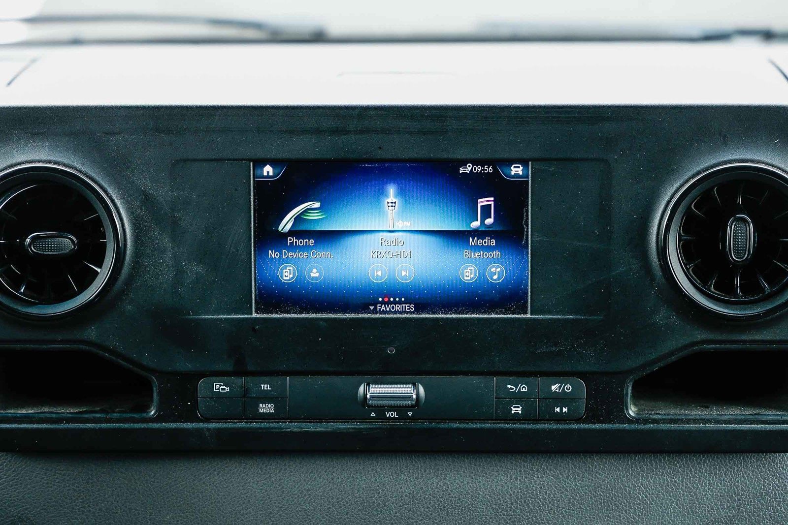 Used 2023 Mercedes-Benz Sprinter 144 Cargo image 12