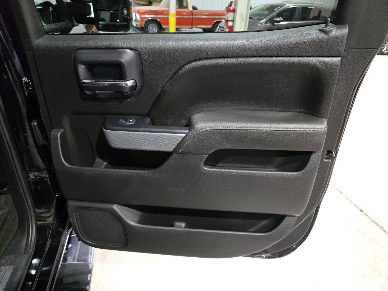 Used 2015 Chevrolet Silverado 2500 LTZ w/ Duramax Plus Package image 36
