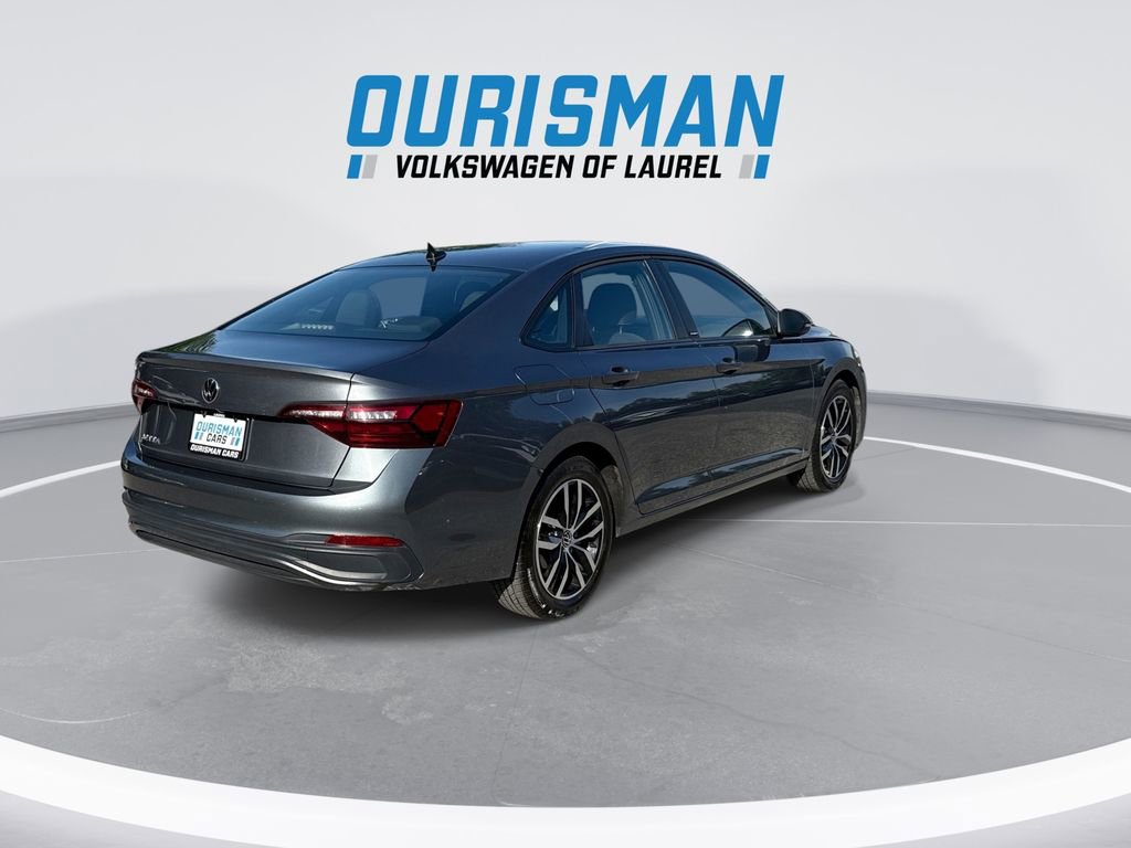 Used 2024 Volkswagen Jetta Sport FWD image 8