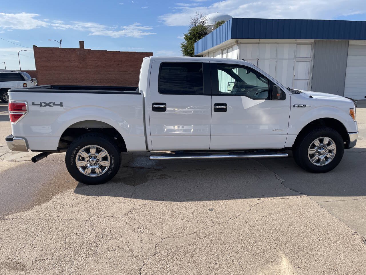 Used 2012 Ford F150 XLT w/ XLT Chrome Pkg AWD/4WD image 6