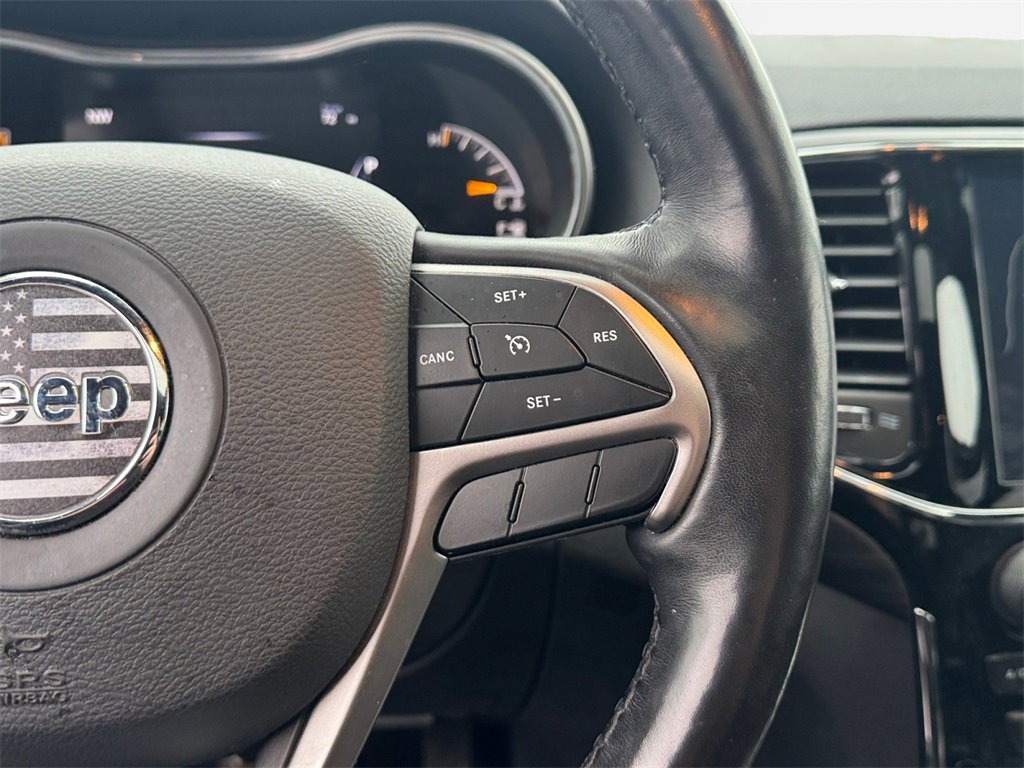 Used 2019 Jeep Grand Cherokee Altitude image 17