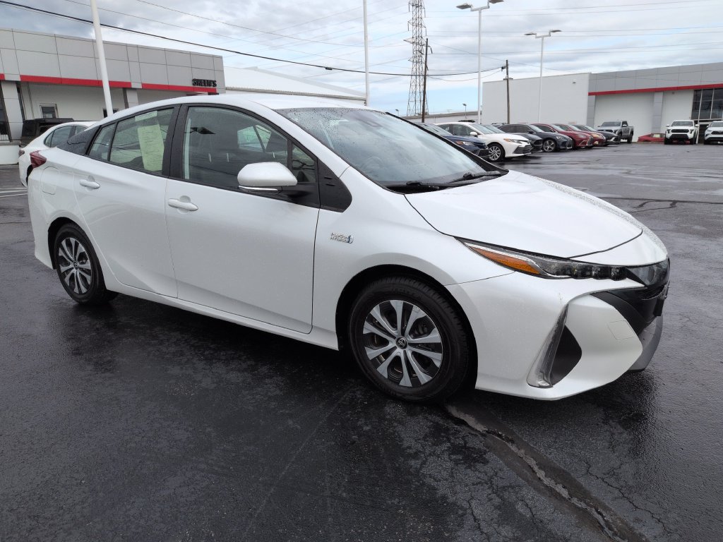 Certified 2022 Toyota Prius Prime XLE FWD image 7