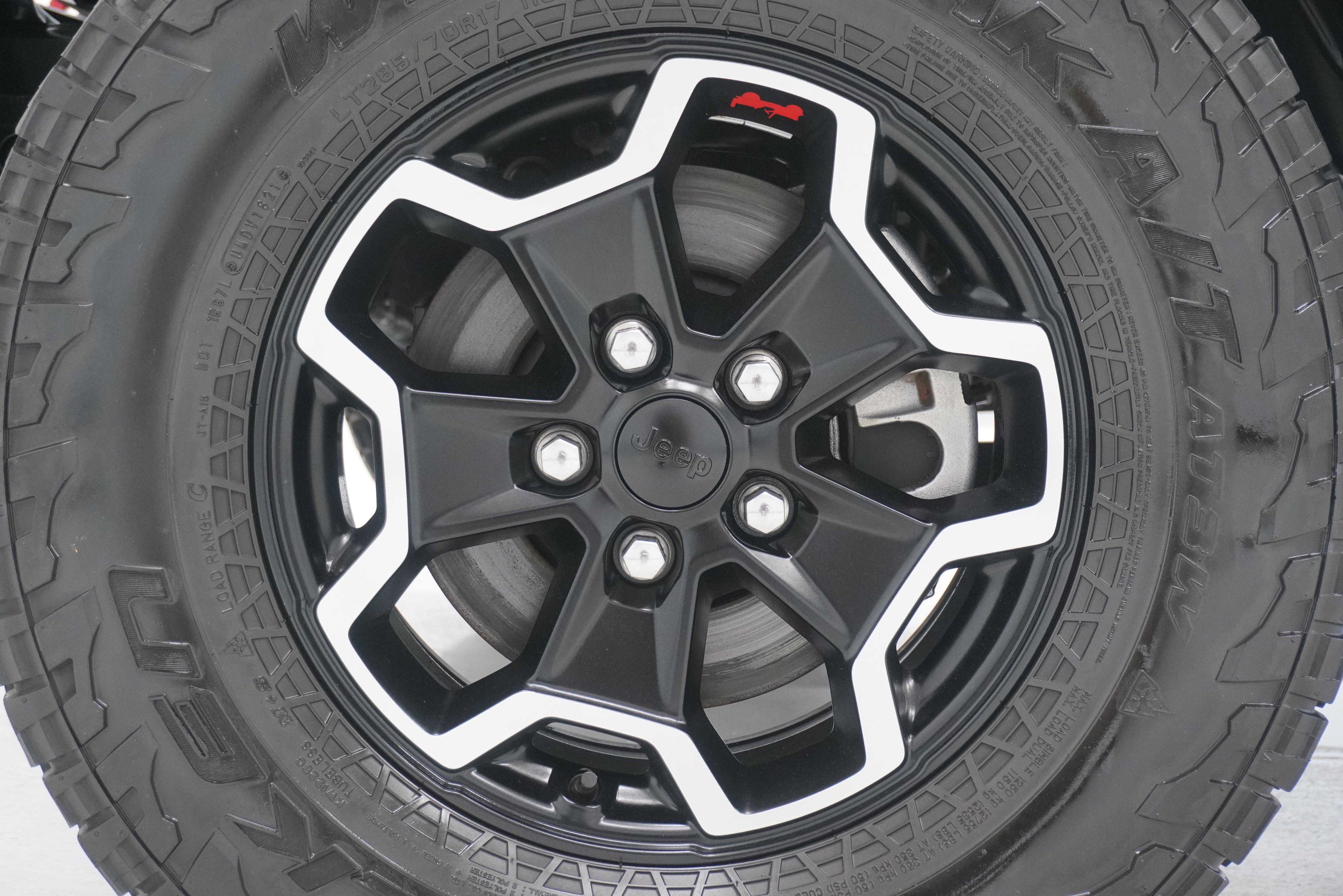 Used 2022 Jeep Gladiator Rubicon w/ LED Lighting Group AWD/4WD image 28