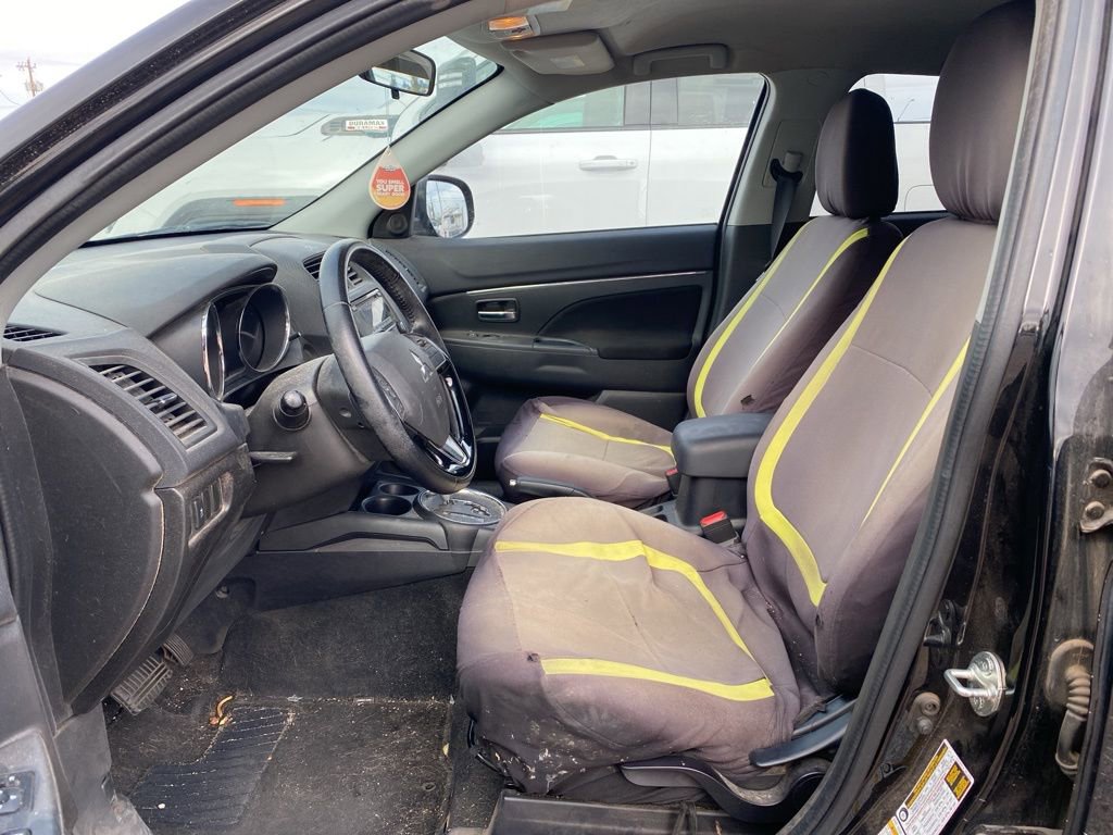 Used 2016 Mitsubishi Outlander Sport ES FWD image 7