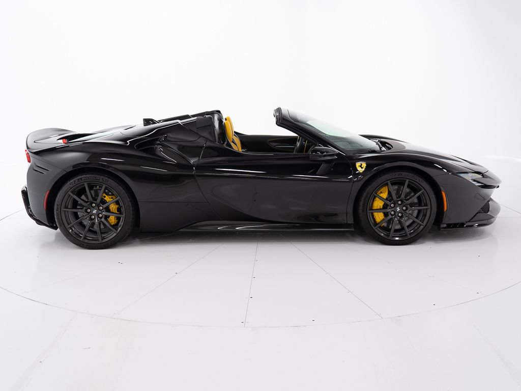 Used 2022 Ferrari SF90 Spider AWD/4WD image 6