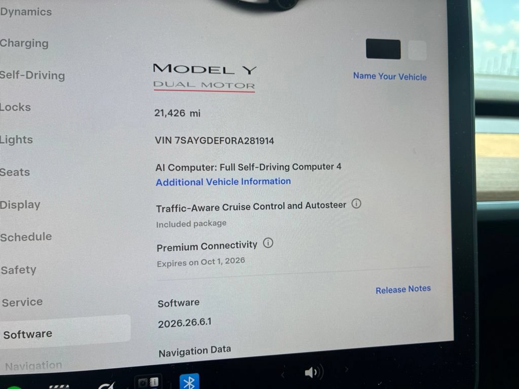 Used 2024 Tesla Model Y Performance AWD/4WD image 13