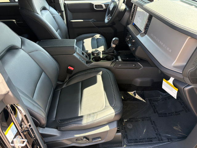 New 2026 Ford Bronco Outer Banks AWD/4WD image 15