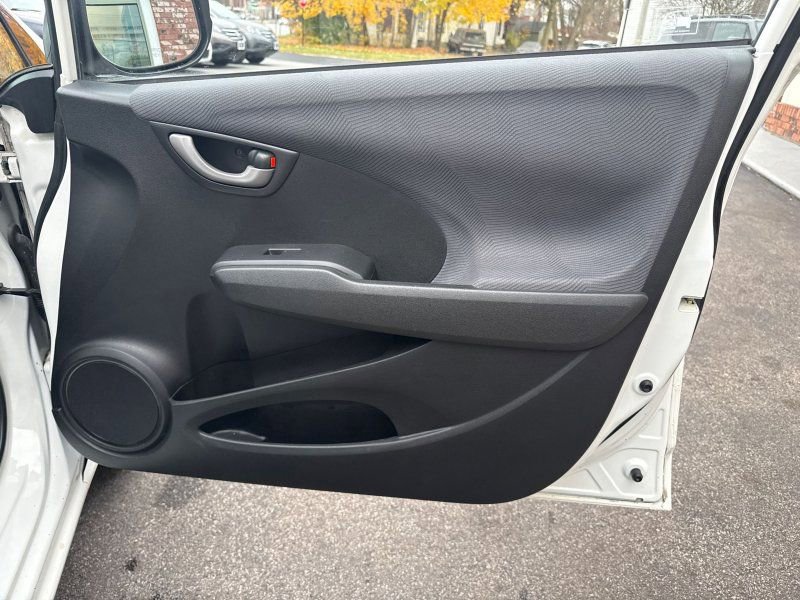 Used 2009 Honda Fit image 15