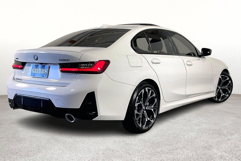 Used 2025 BMW 330i xDrive Sedan w/ M Sport Package image 2