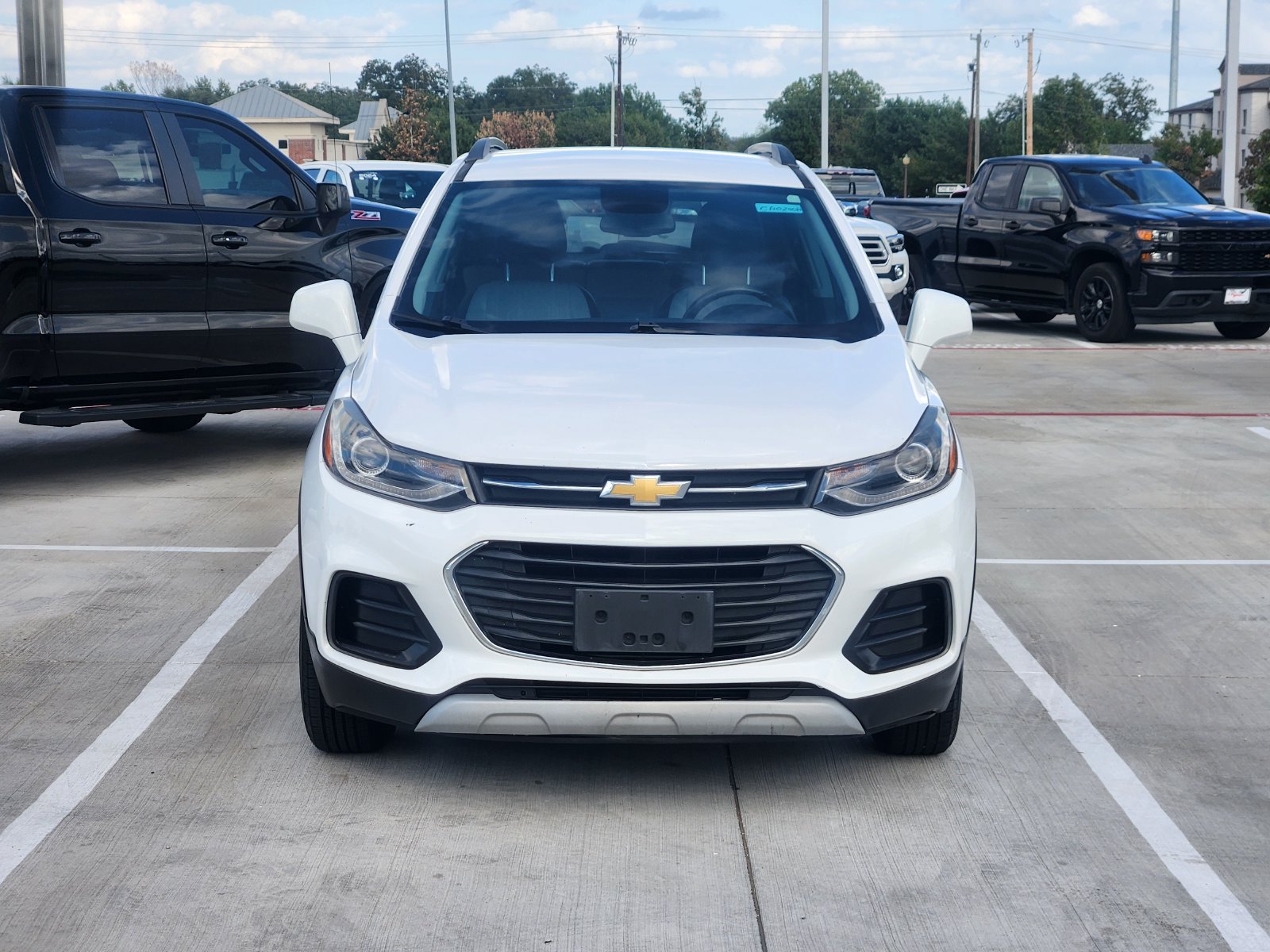 Used 2018 Chevrolet Trax LT w/ LT Convenience Package AWD/4WD image 6