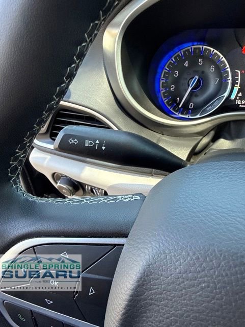 Used 2023 Chrysler Pacifica Touring-L FWD image 47