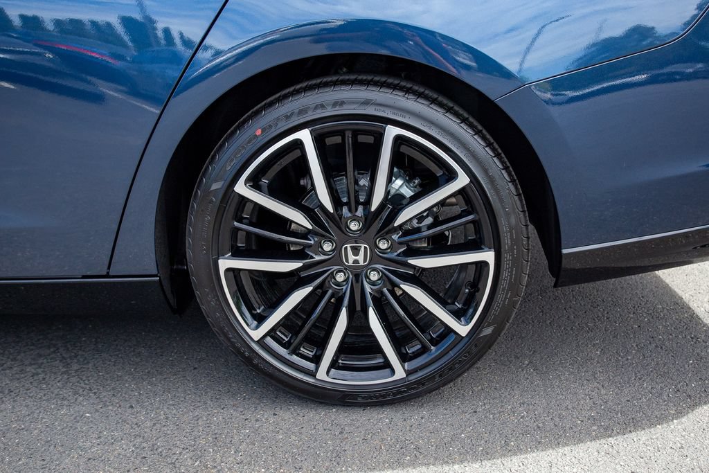 New 2026 Honda Accord Touring image 10