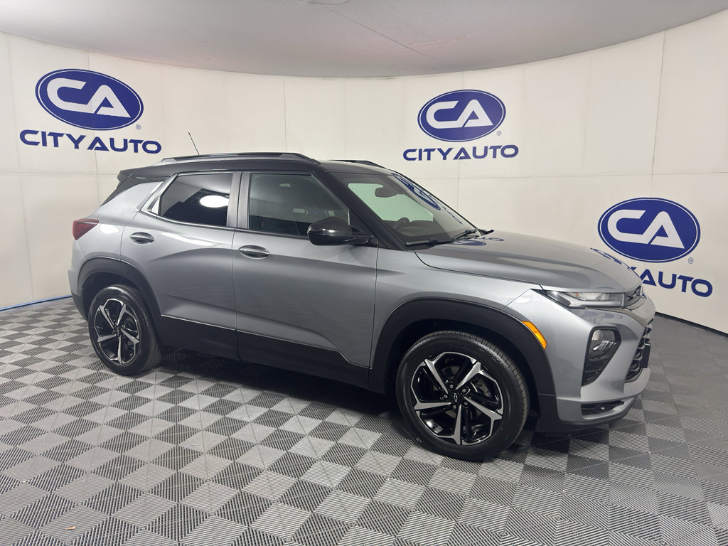 Used 2023 Chevrolet TrailBlazer RS w/ Convenience Package image 1