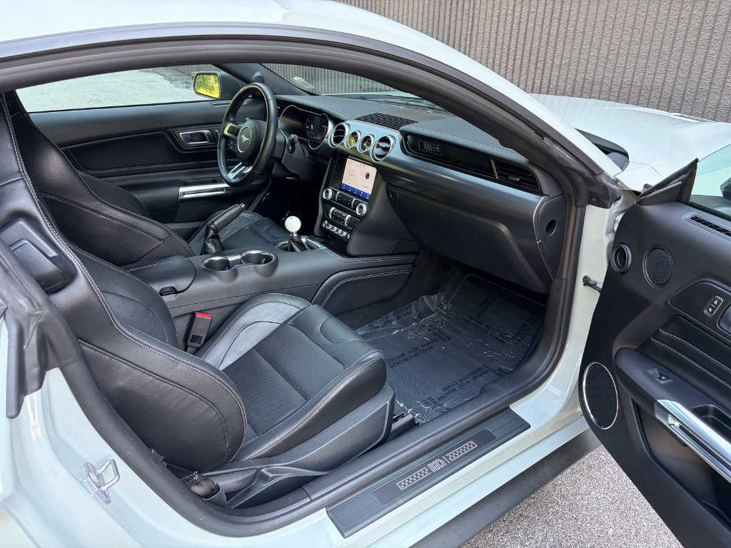 Used 2022 Ford Mustang Mach 1 w/ Mach 1 Handling Package RWD image 23