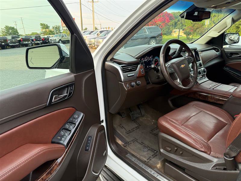 Used 2017 Chevrolet Tahoe Premier AWD/4WD image 32