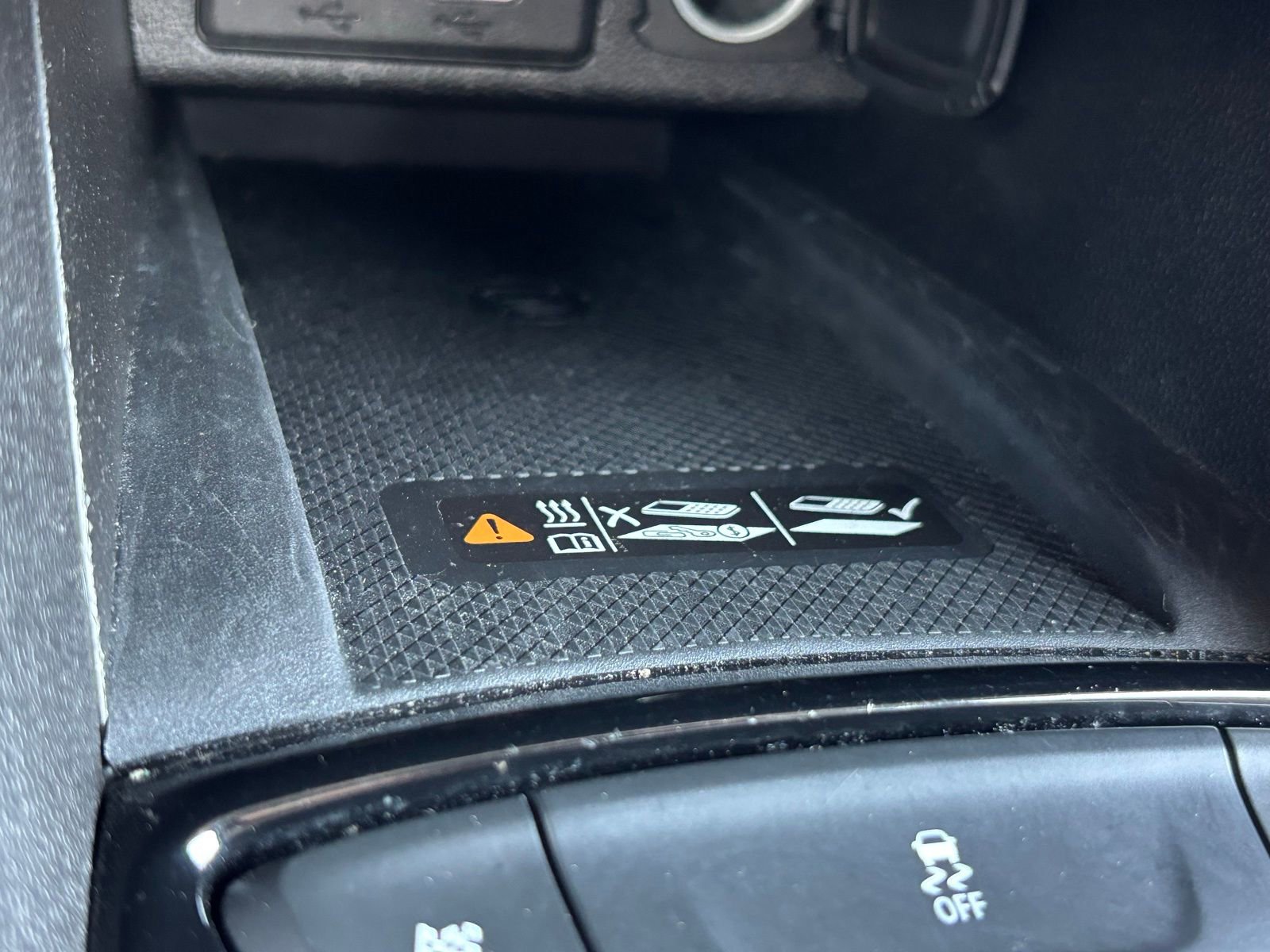 Used 2023 Chevrolet Bolt EUV LT FWD image 21