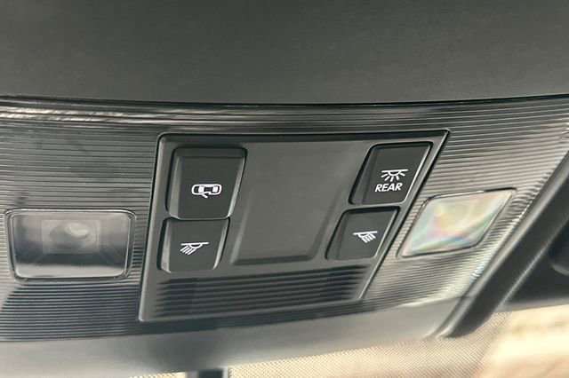 Certified 2023 Volkswagen Atlas Cross Sport SE FWD image 37