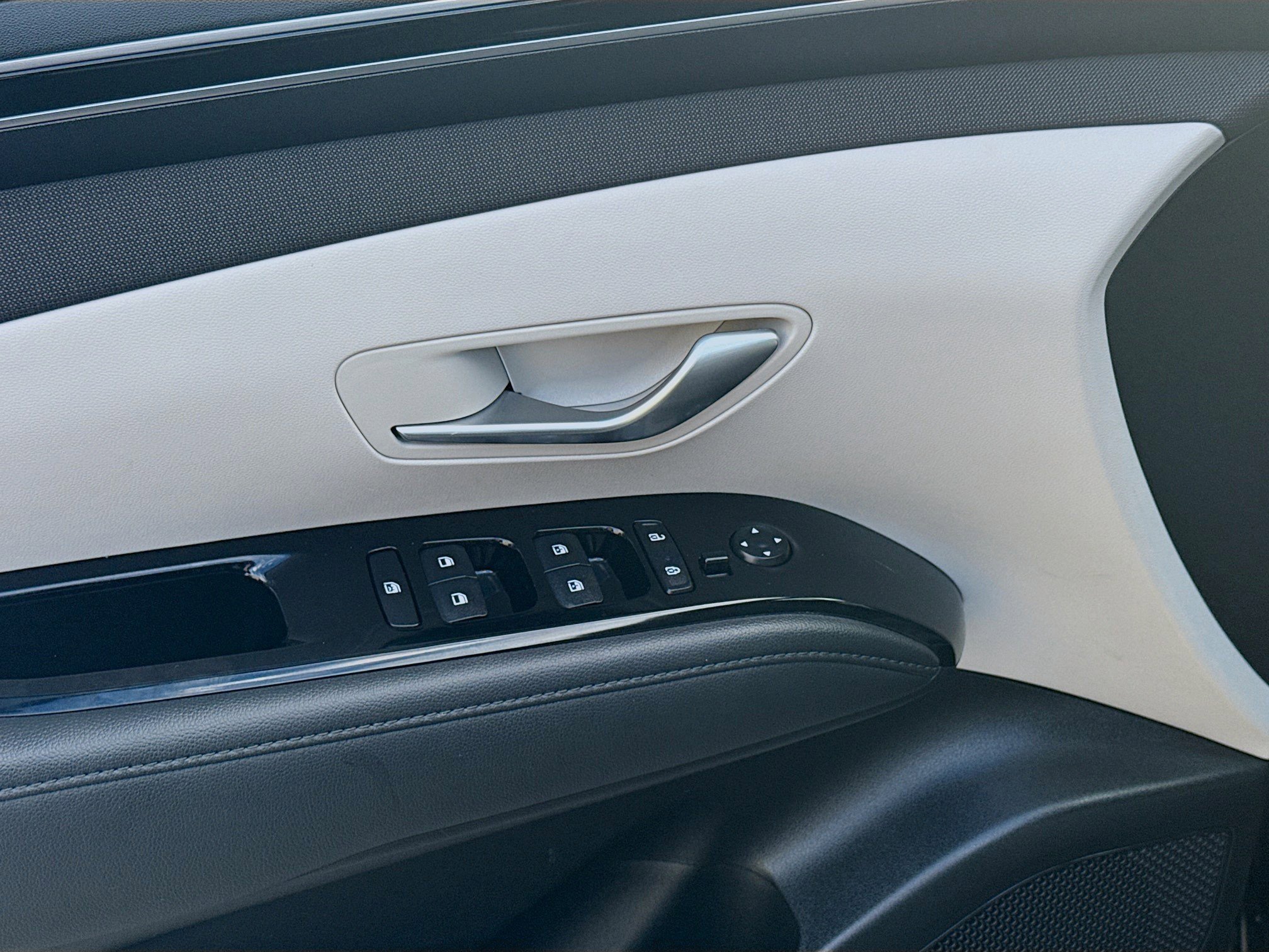 Used 2023 Hyundai Tucson SEL image 16