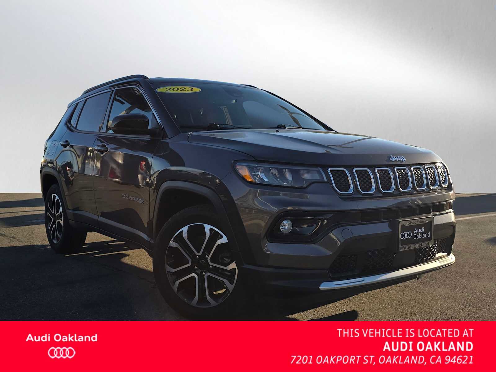 Used 2023 Jeep Compass Limited image 1