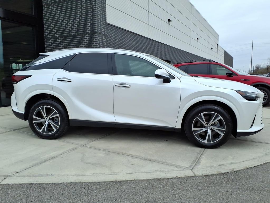 Used 2023 Lexus RX 350 Premium w/ Cold Area Package image 8