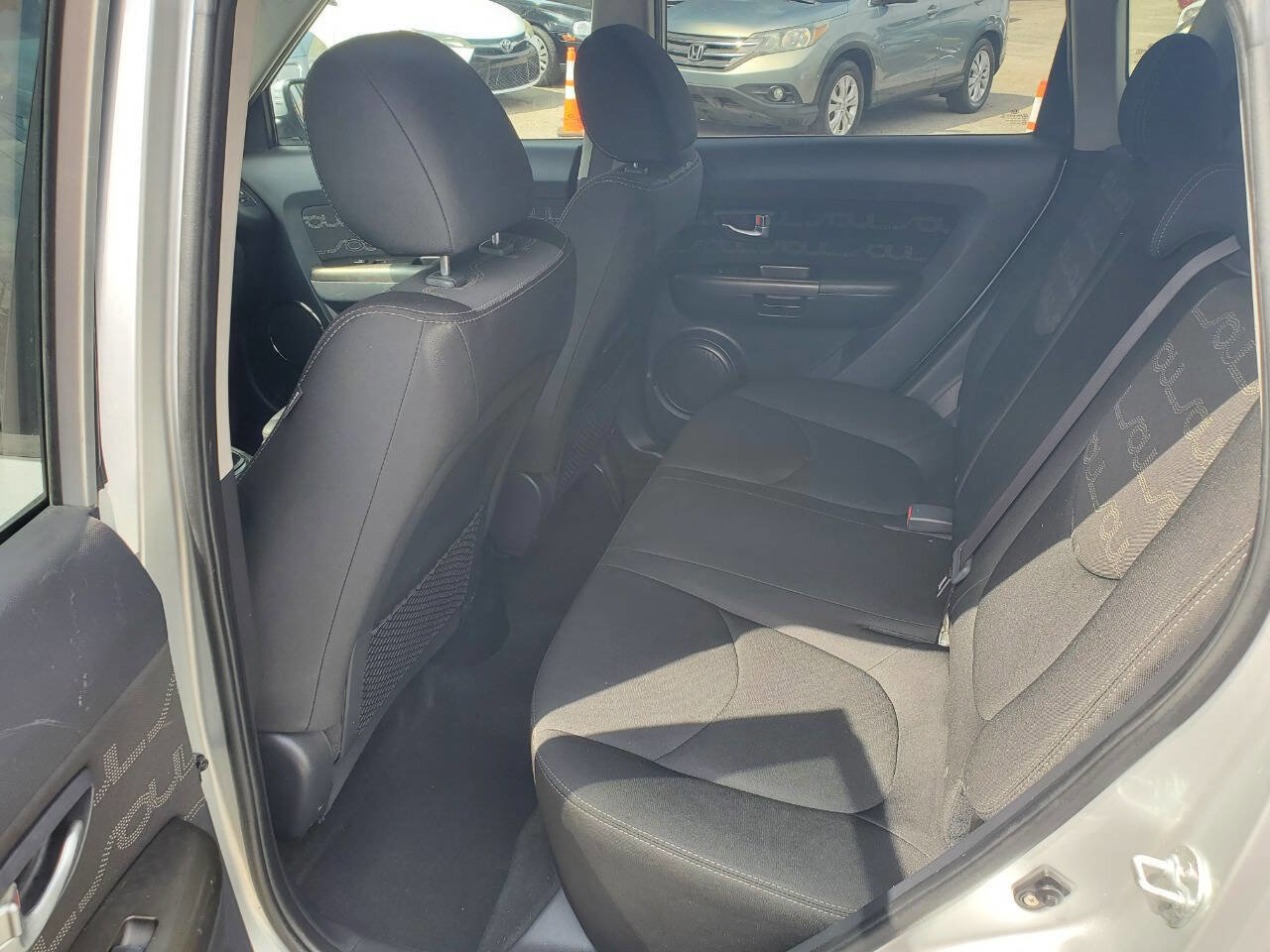 Used 2013 Kia Soul + image 13