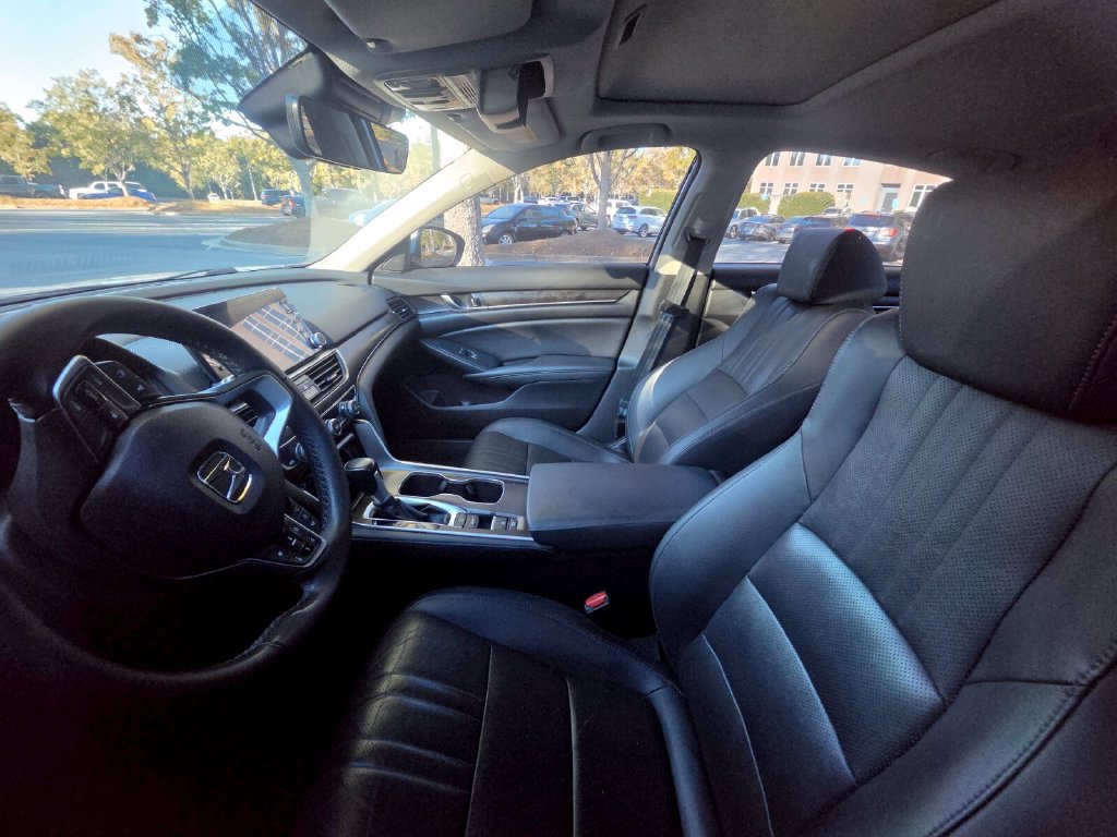 Used 2021 Honda Accord EX-L image 10