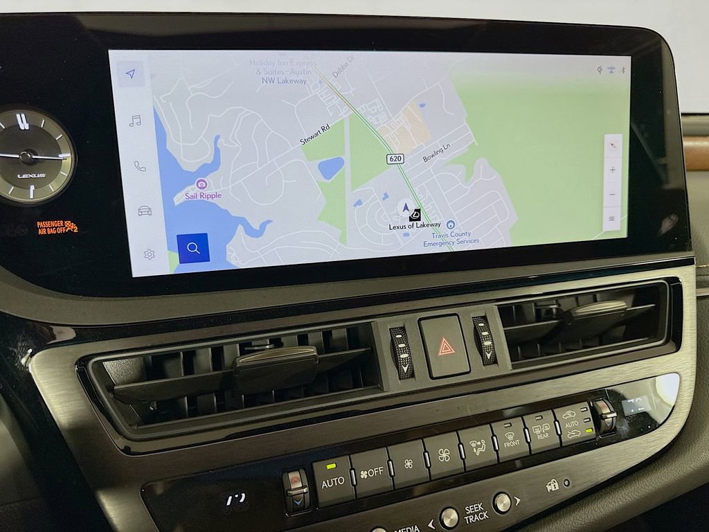 Certified 2025 Lexus ES 300h w/ Premium Package image 13