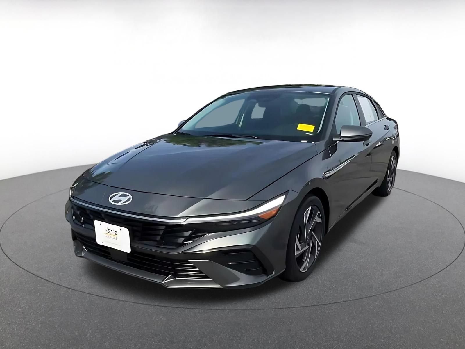 Used 2025 Hyundai Elantra Limited FWD image 7