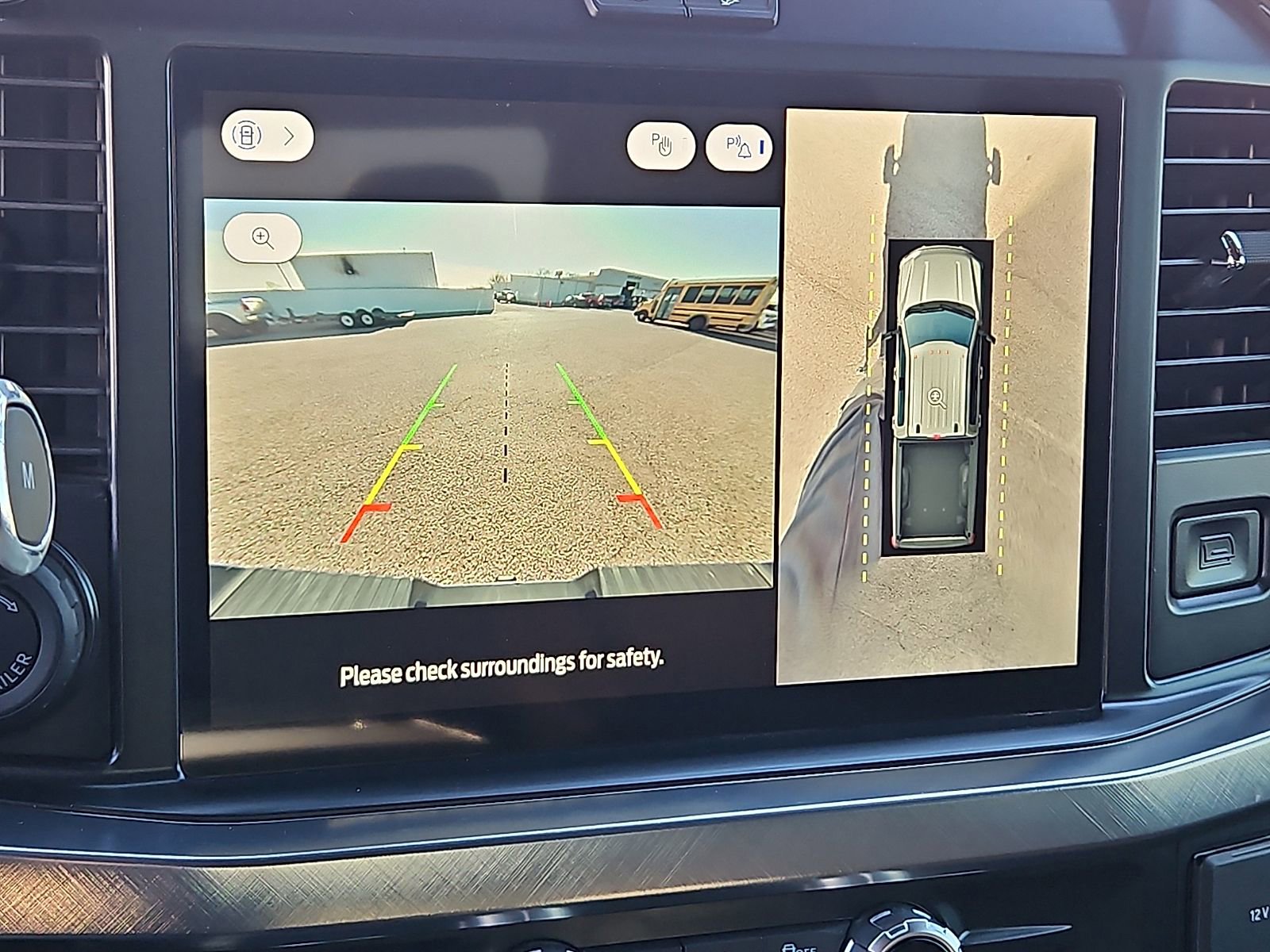 Used 2025 Ford F250 King Ranch w/ FX4 Off-Road Package image 13