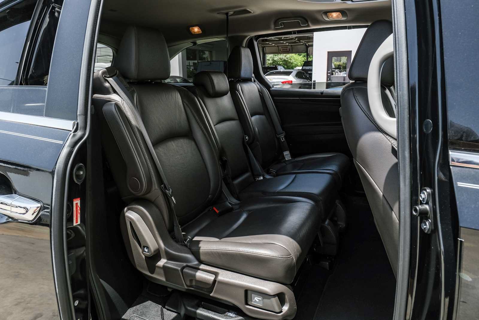 Used 2020 Honda Odyssey Elite image 32