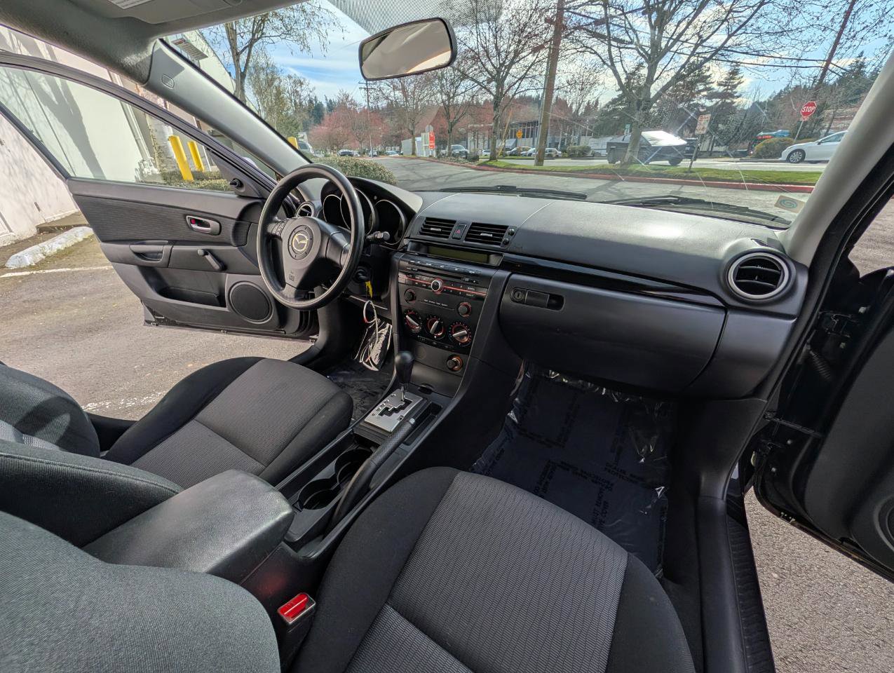 Used 2008 MAZDA MAZDA3 i Sport image 11