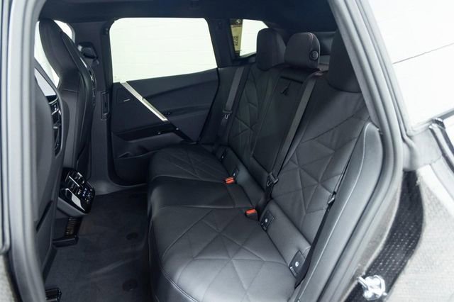 Used 2025 BMW iX xDrive50 w/ Premium Package image 22