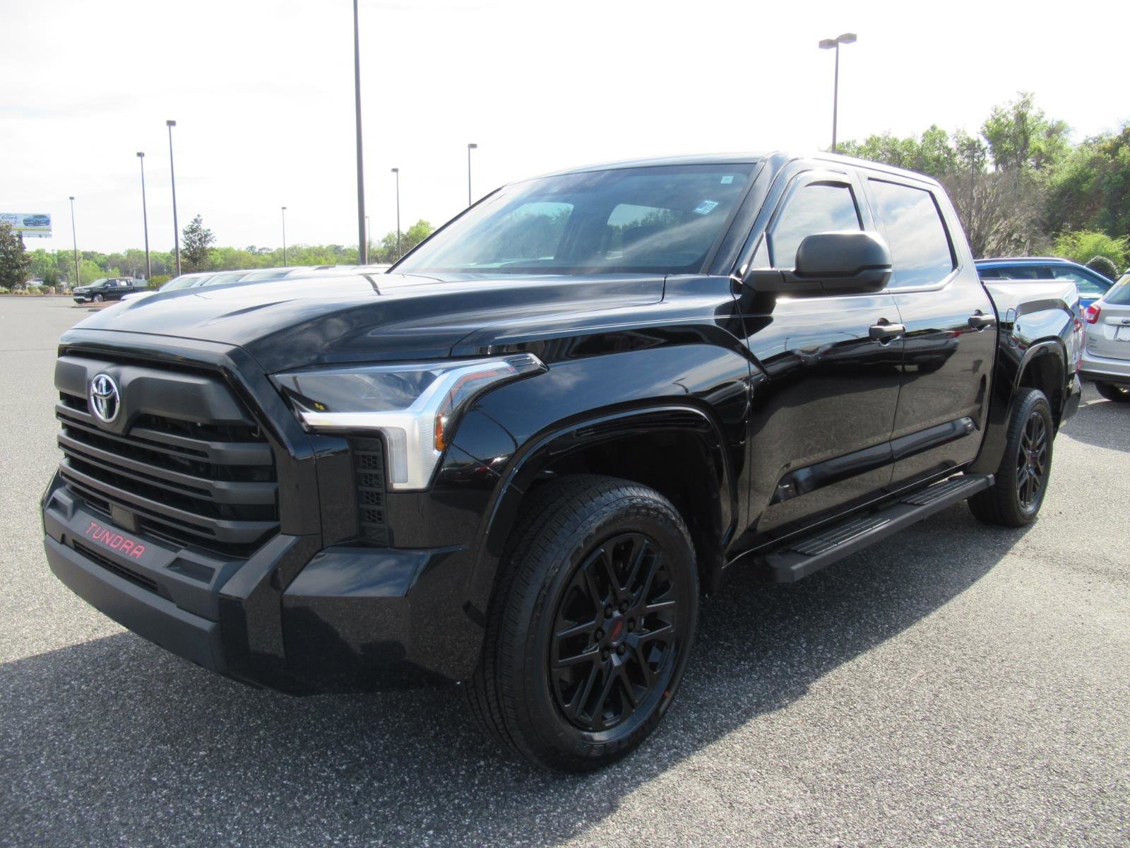 Used 2022 Toyota Tundra SR w/ SR Tow Package AWD/4WD image 3