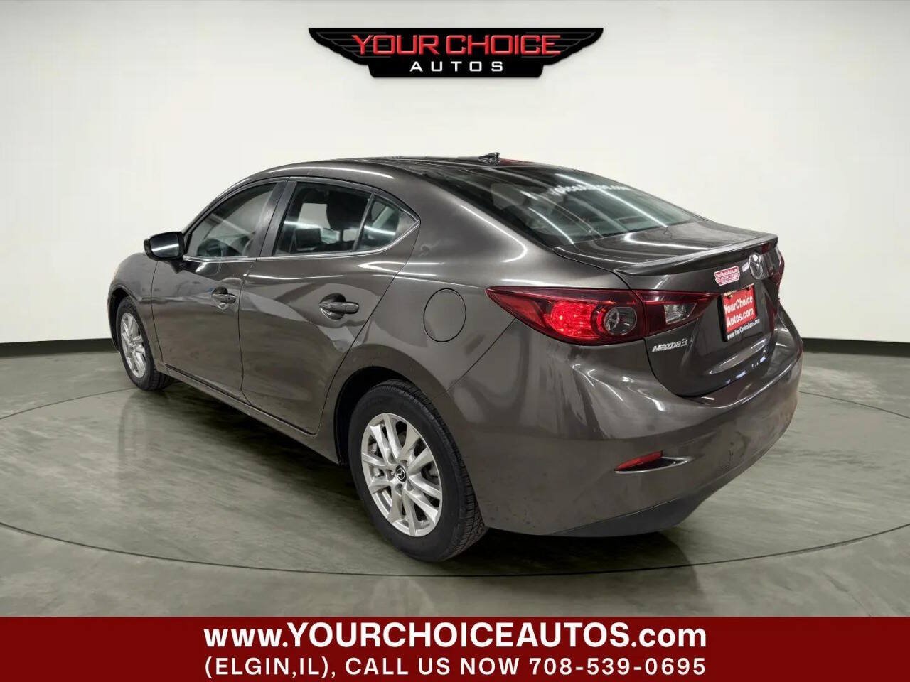 Used 2016 MAZDA MAZDA3 i Touring w/ Popular Equipment Package FWD image 3