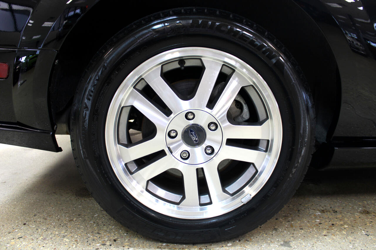 Used 2005 Ford Mustang GT image 35