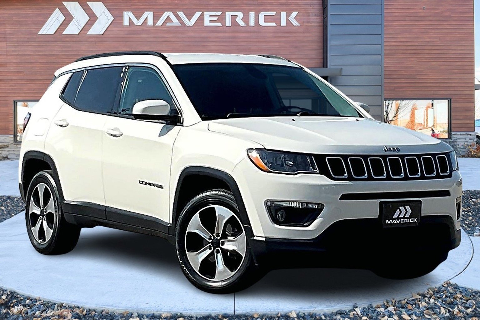 Used 2018 Jeep Compass Latitude w/ Trailer Tow Group