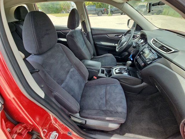 Used 2016 Nissan Rogue S AWD/4WD image 19