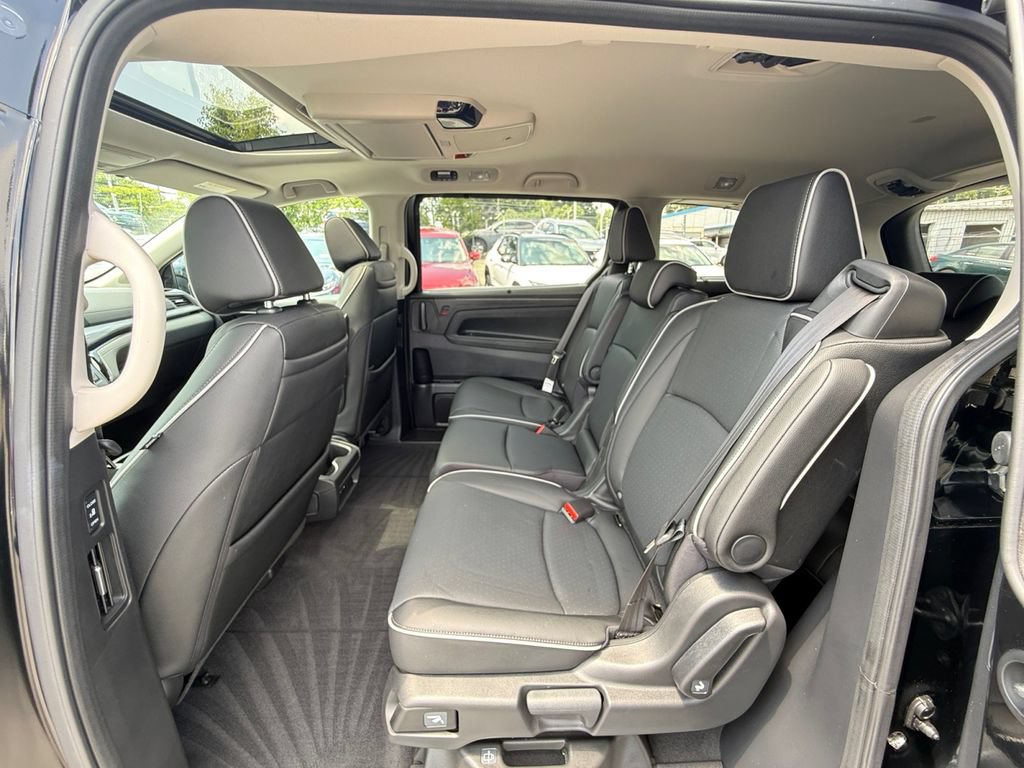 Used 2026 Honda Odyssey Elite image 25