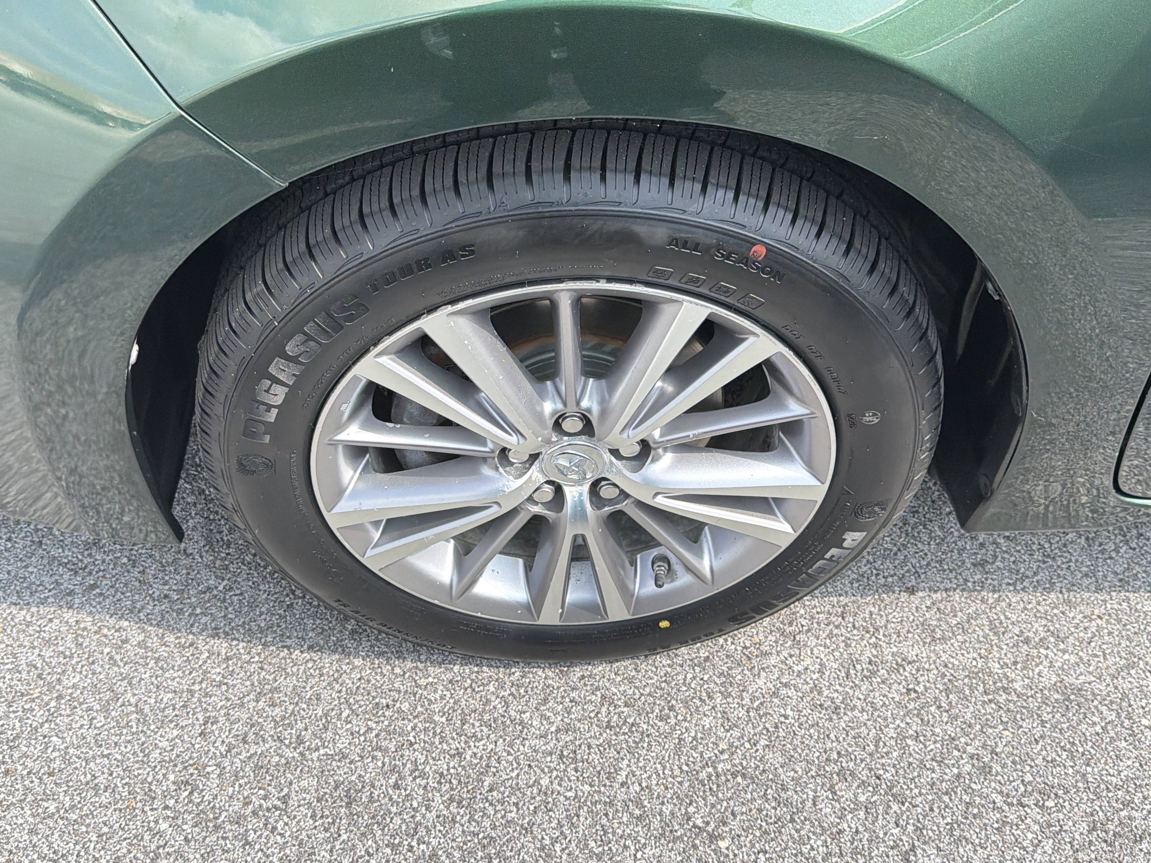 Used 2015 Toyota Corolla LE w/ Body Protection Package #1 FWD image 61