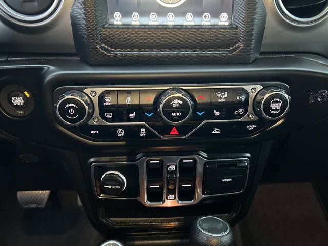 Used 2018 Jeep Grand Cherokee Limited image 41